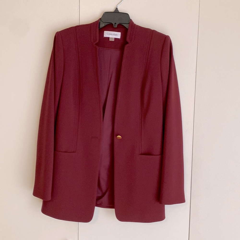 Calvin Klein burgundy blaze/jacket size 6